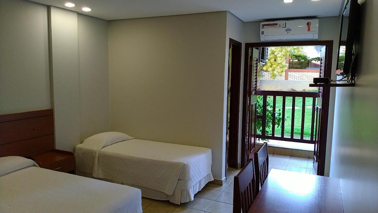 Hotel Das Palmeiras Paracatu Exterior foto